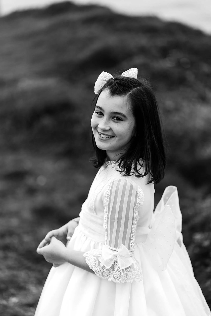 sesión de fotos de niña de comunión en Asturias