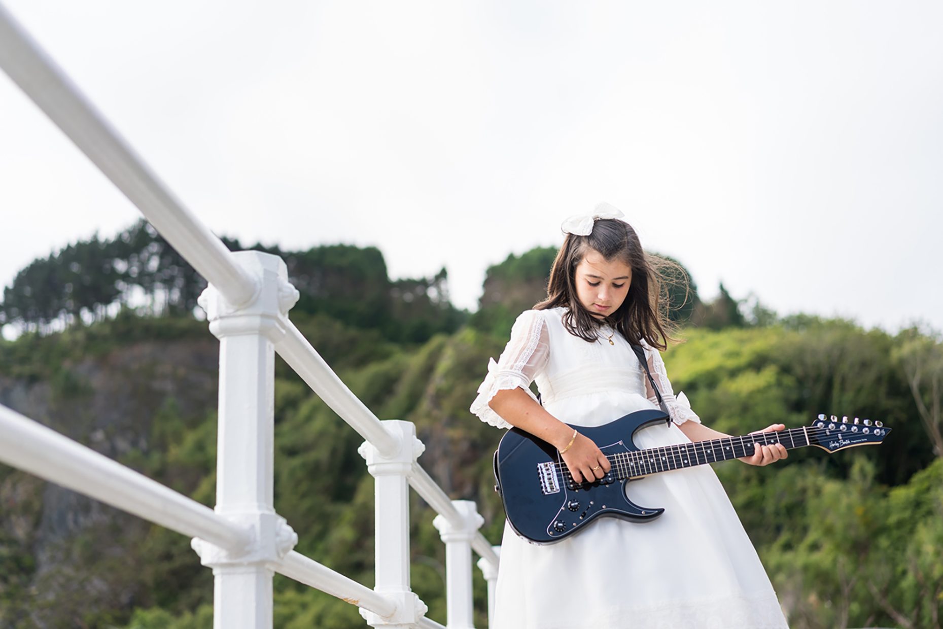 sesión de fotos de niña de comunión en Asturias